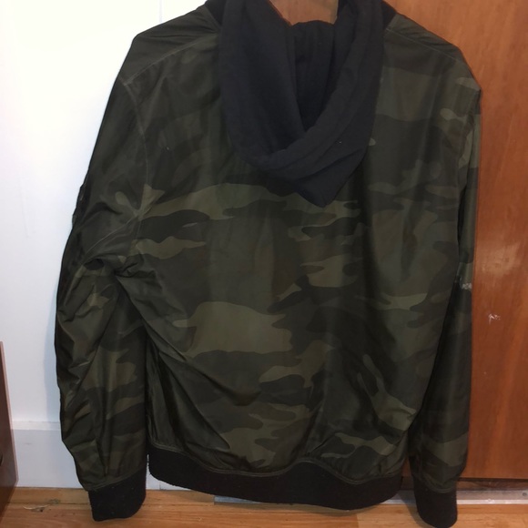 Camo Hollister bomber jacket - Picture 3 of 4